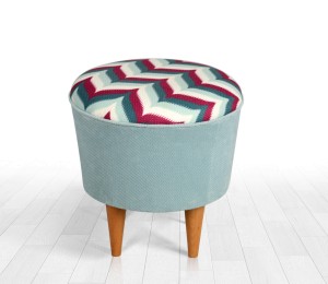 Hocker "Hill" blau-rot
